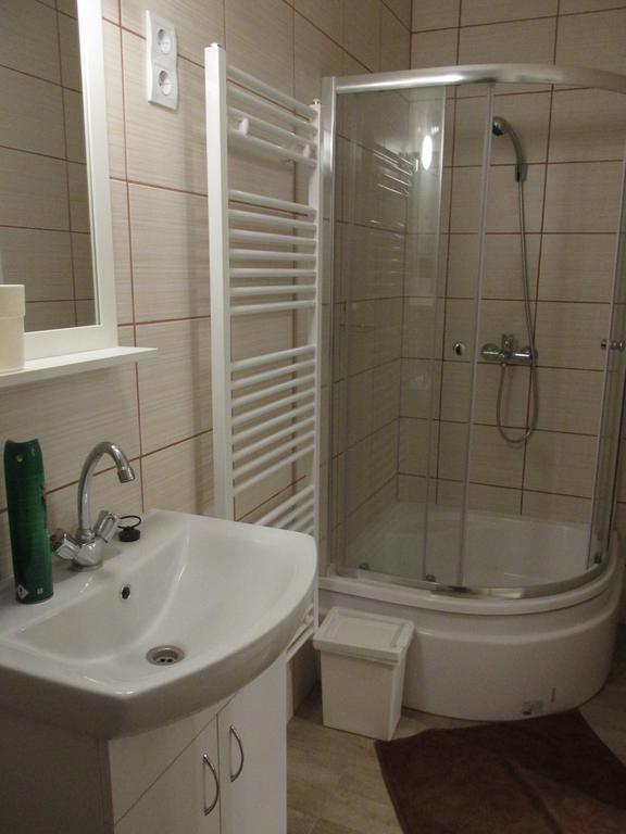Fortuna Apartments Eger Esterno foto